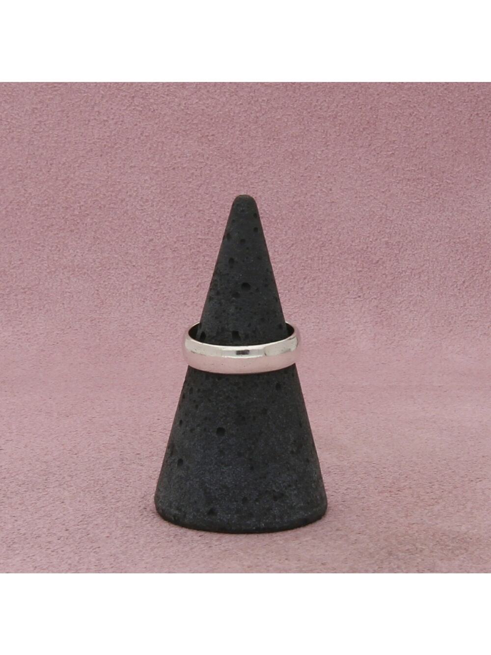sterling silver smooth band ring size 5.25